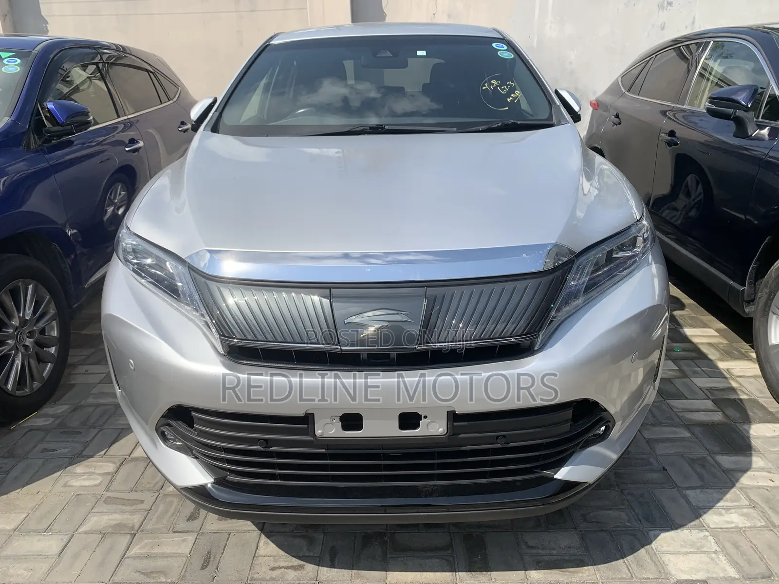 Toyota Harrier 2.0 2018 Silver