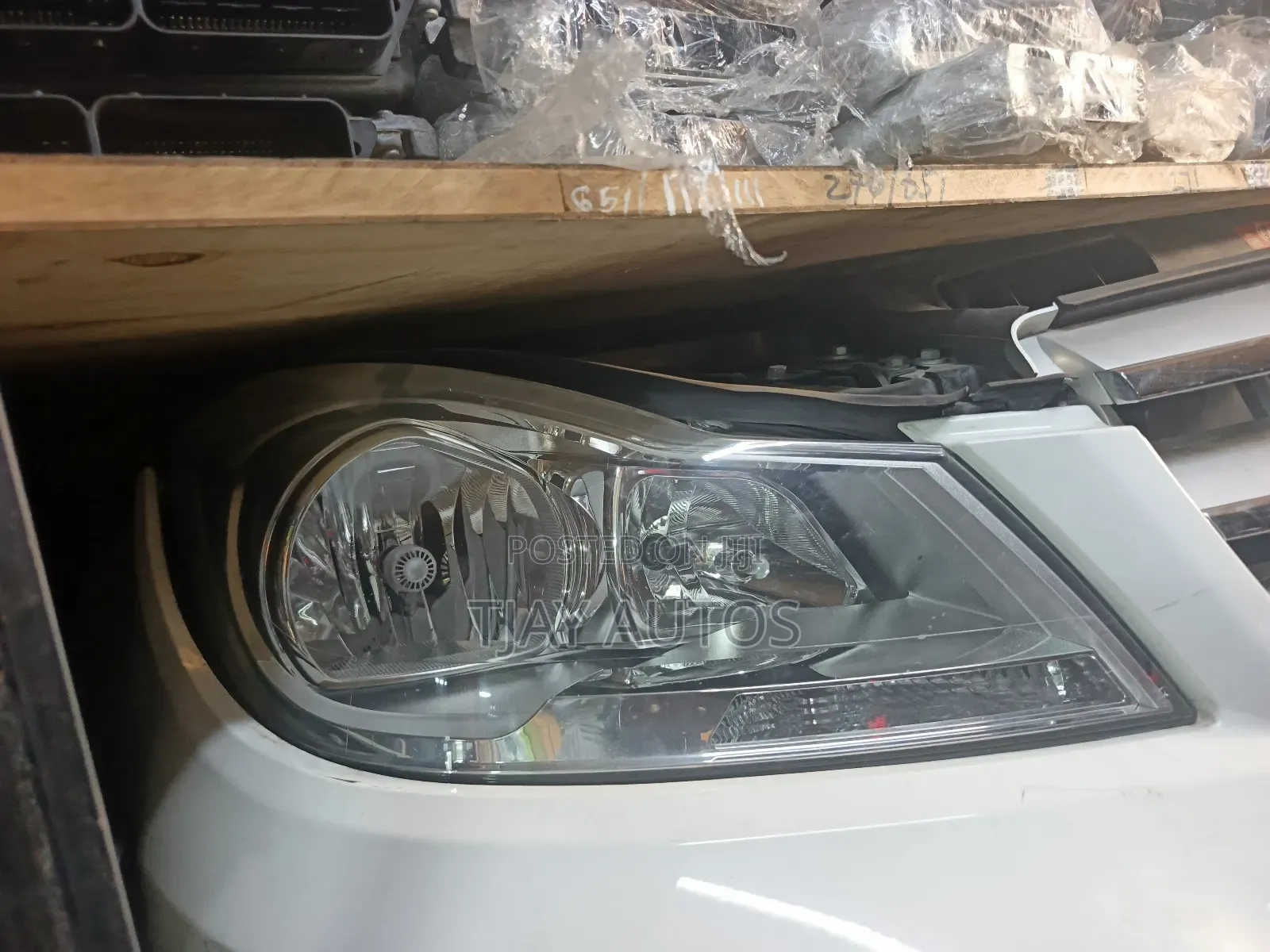 Mercedes-Benz W204 C250 C300 Left Right Xenon Hid Headlight 2012-2015