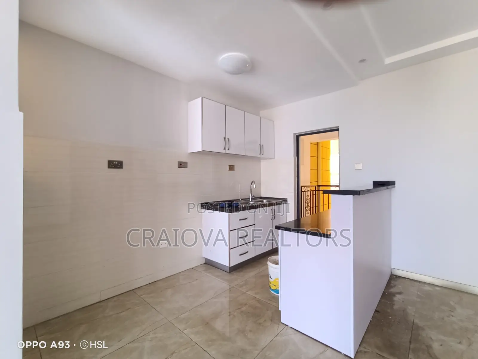 2bdrm Apartment in Silver Harbor, Kilimani for sale