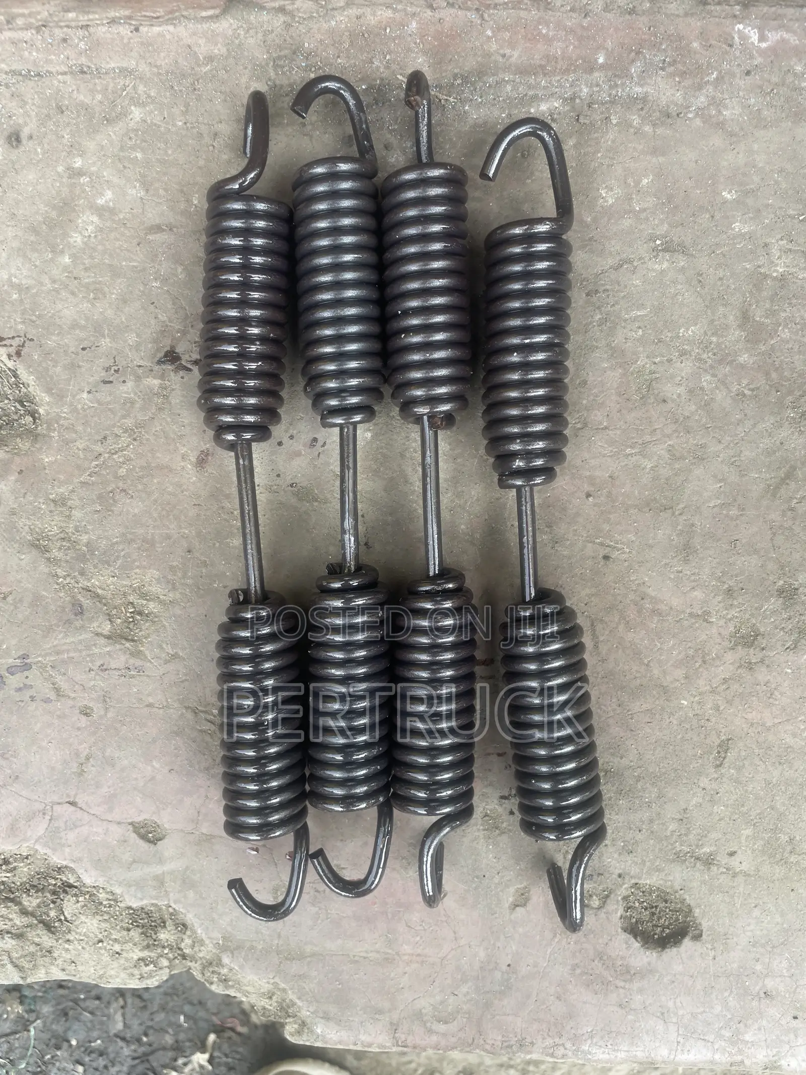 Sinotruck Howo Brake Shoe Springs /Brake Adjustment Springs