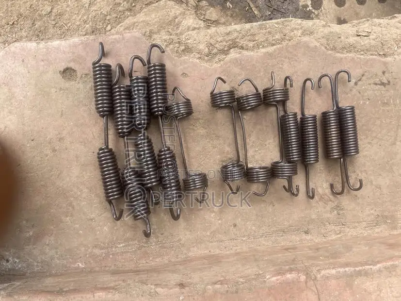 Sinotruck Howo Brake Shoe Springs /Brake Adjustment Springs