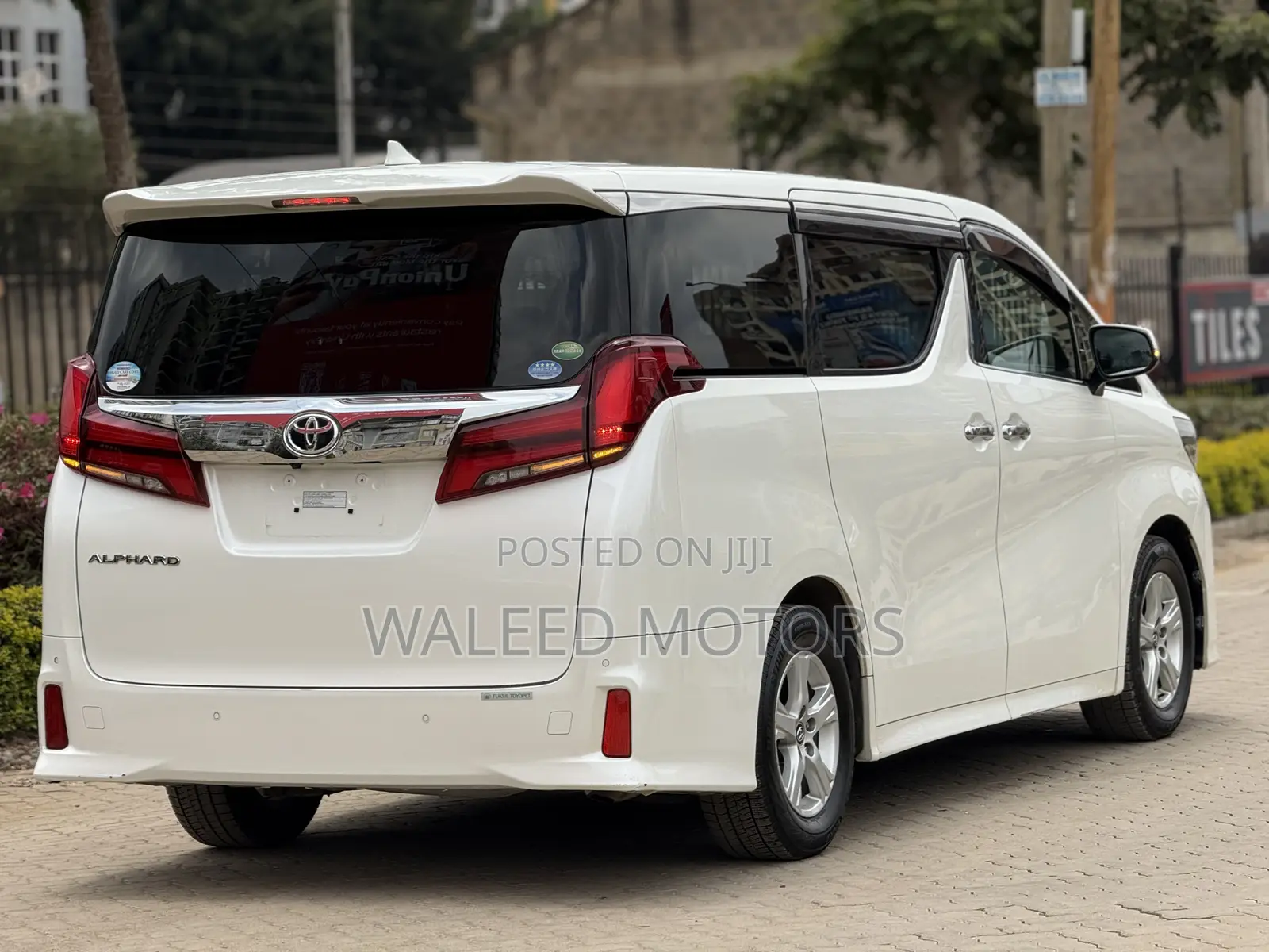 Toyota Alphard 2018 Pearl