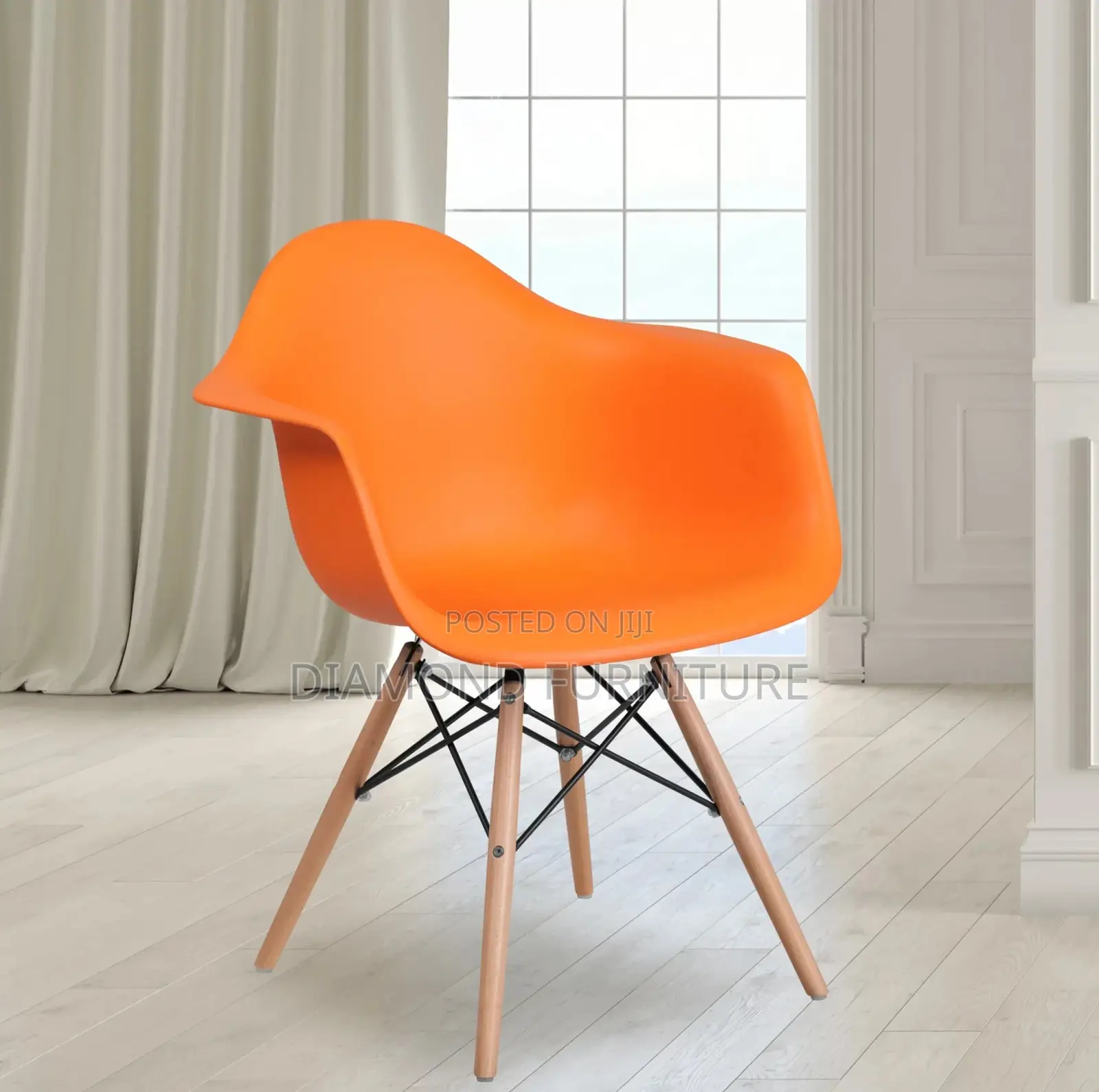 Home Furniture; Modern Restaurant Plastic Armrest Chair With Wood Legs