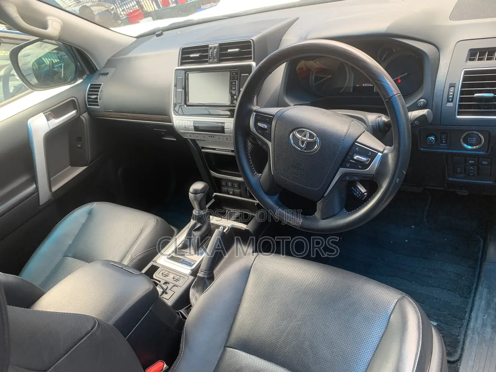 Toyota Land Cruiser Prado 2.8 2018 Off white