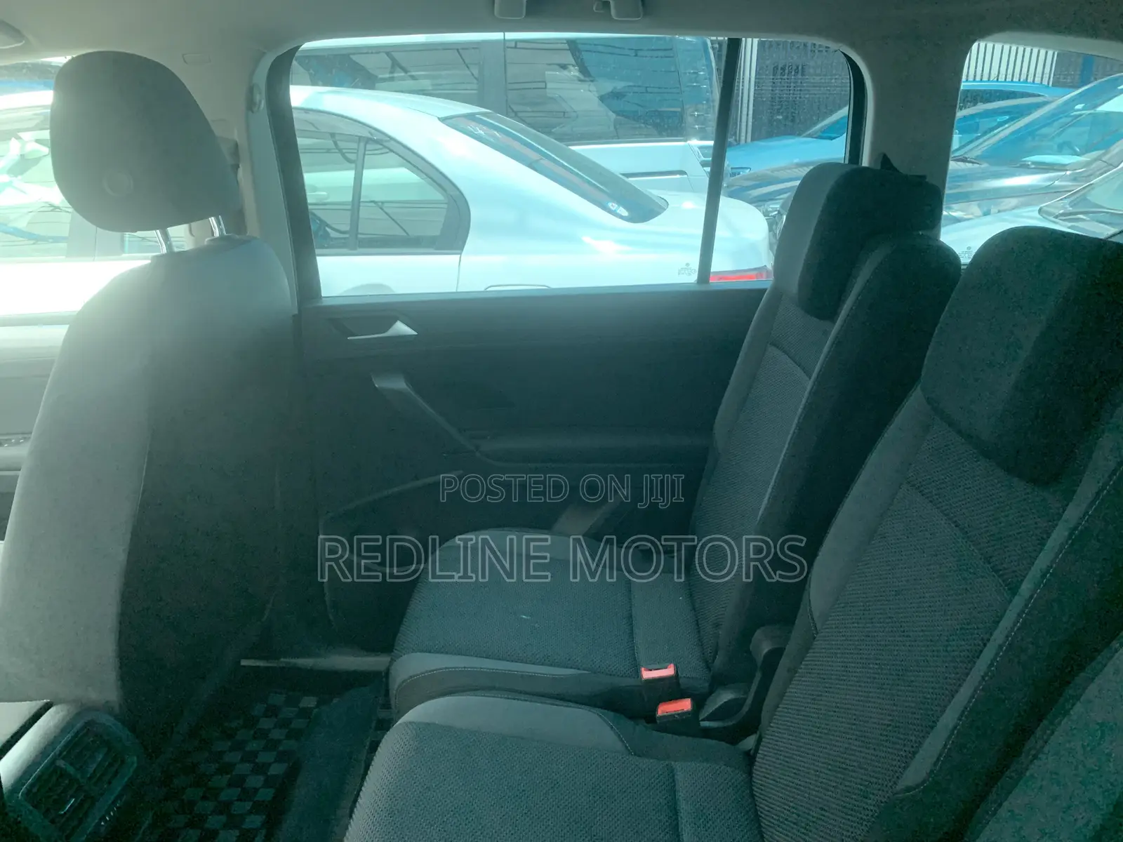 Volkswagen Touran 2018 Black