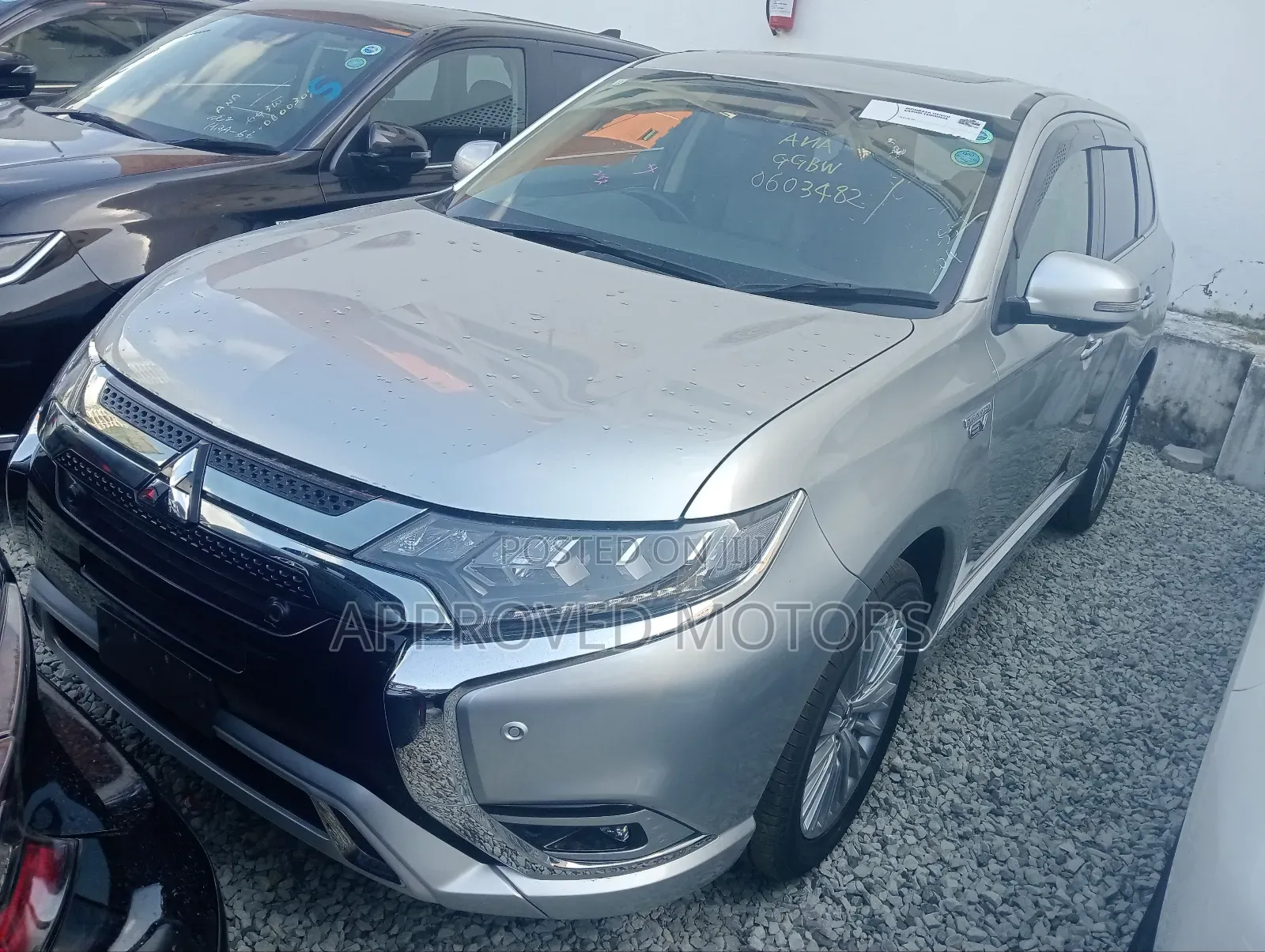 Mitsubishi Outlander 2018 Silver