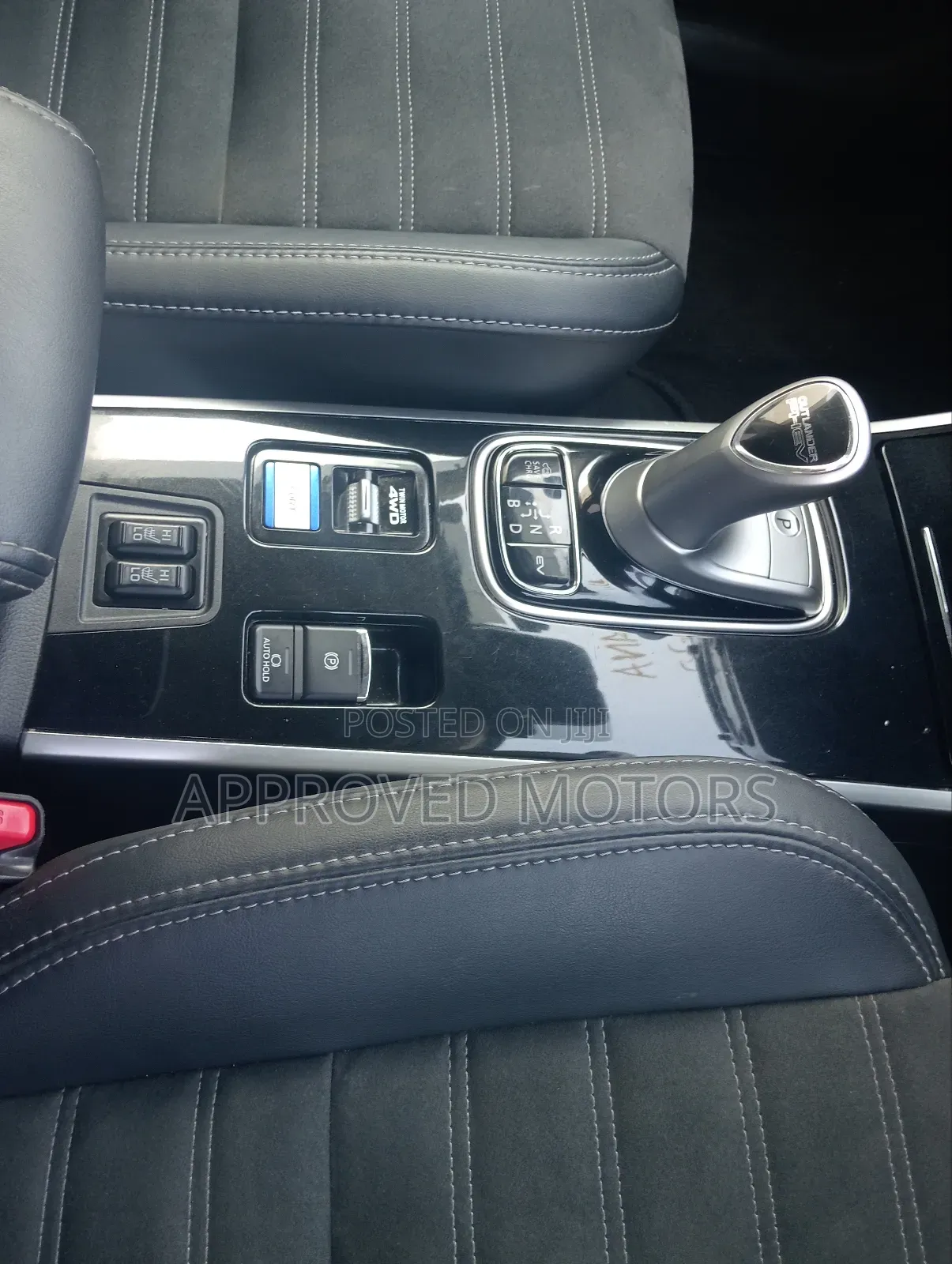 Mitsubishi Outlander 2018 Silver