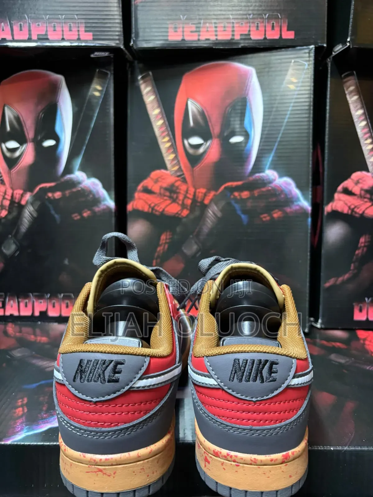 Sb Dunk Deadpool Size 38-45