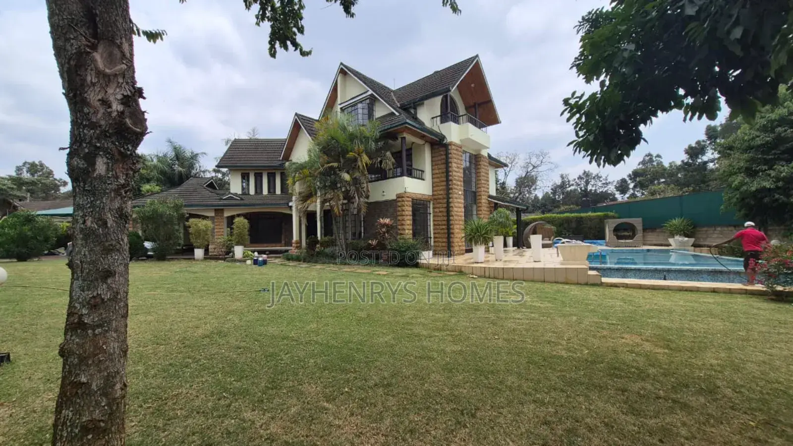 4bdrm House in Roysambu for sale
