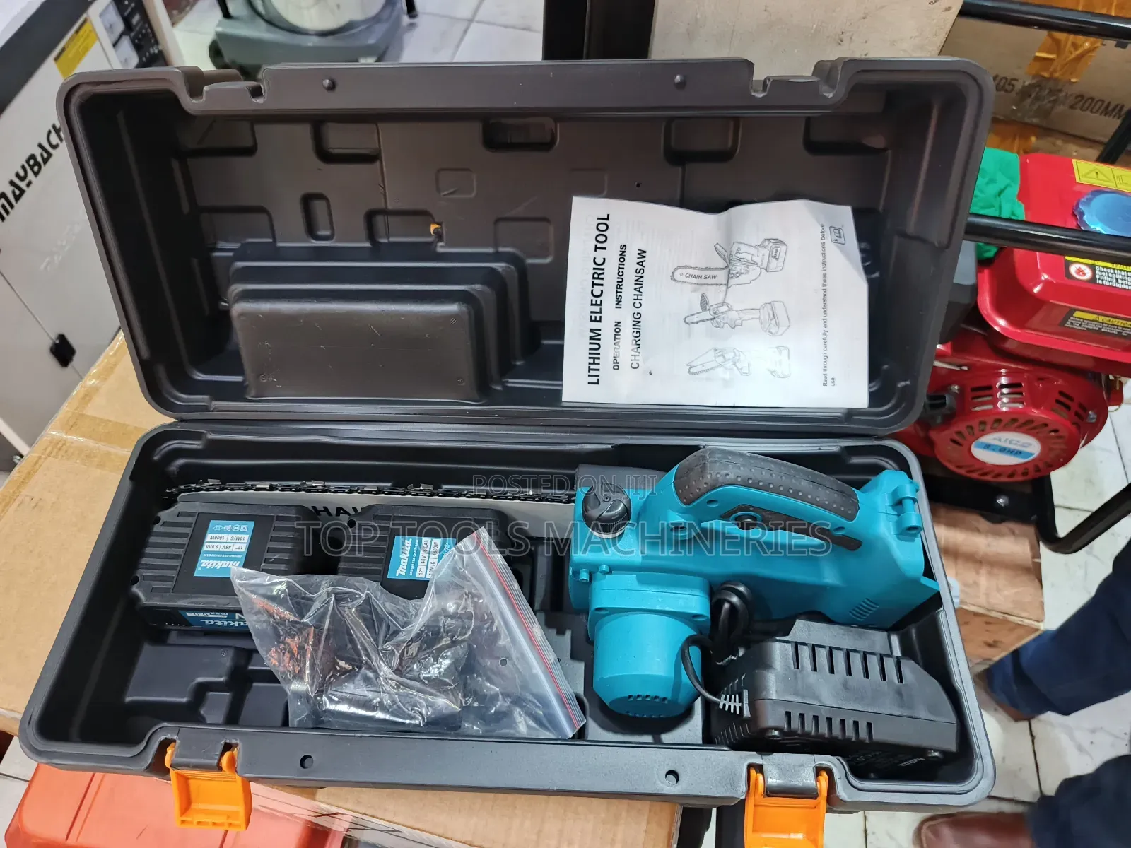 Makita Cordless Chain Saw 48v