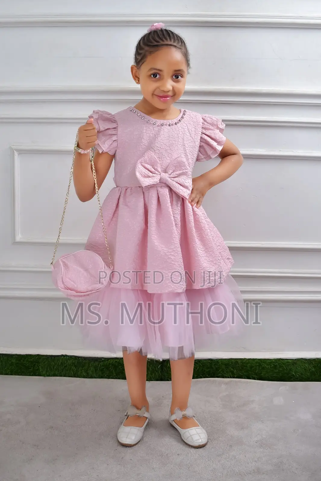 Beautiful Girls Dresses With Lace Detail 3-10yrs