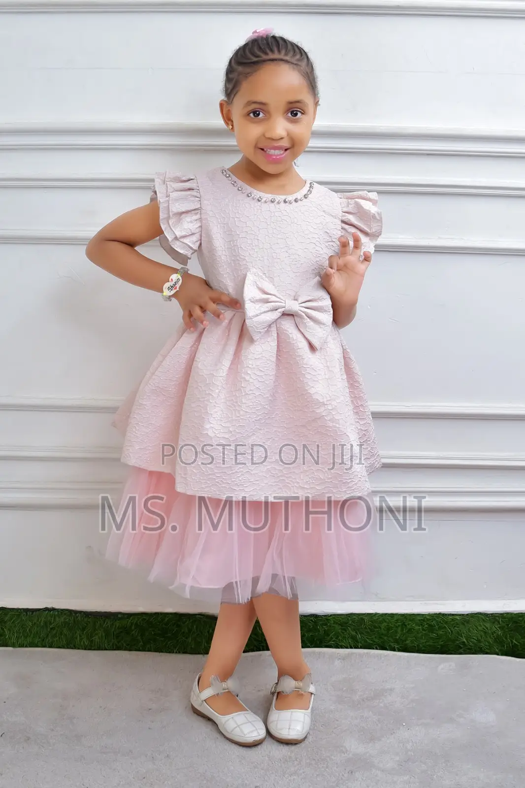 Beautiful Girls Dresses With Lace Detail 3-10yrs