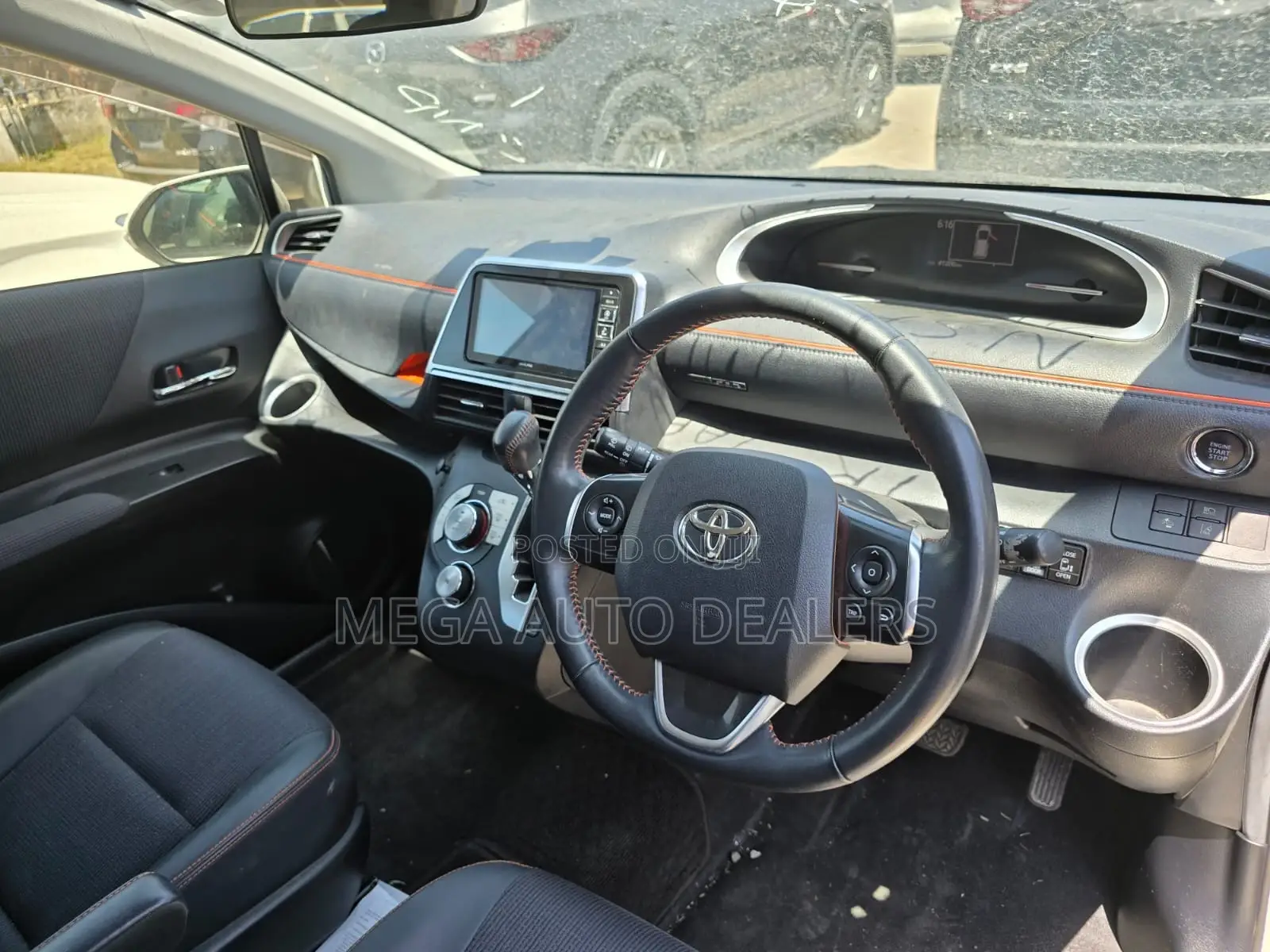 Toyota Sienta 2018 White