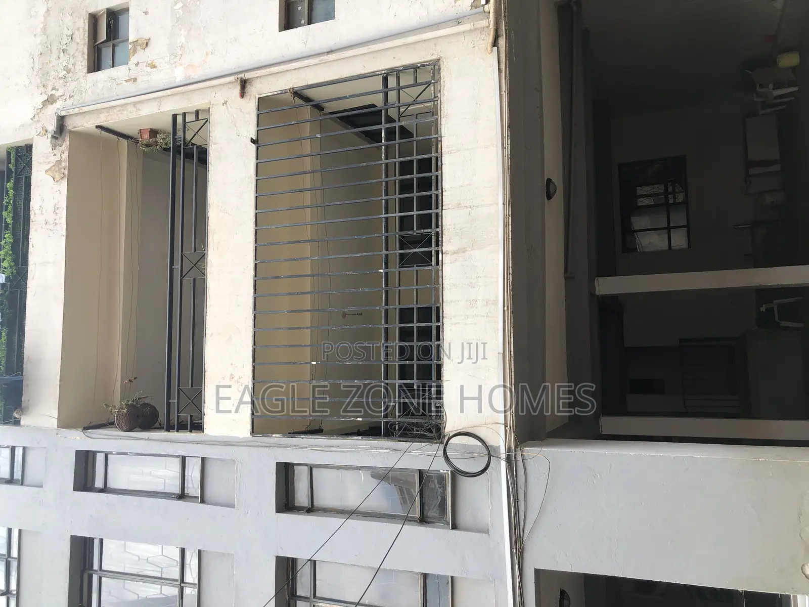 3bdrm Apartment in First Parklands for rent
