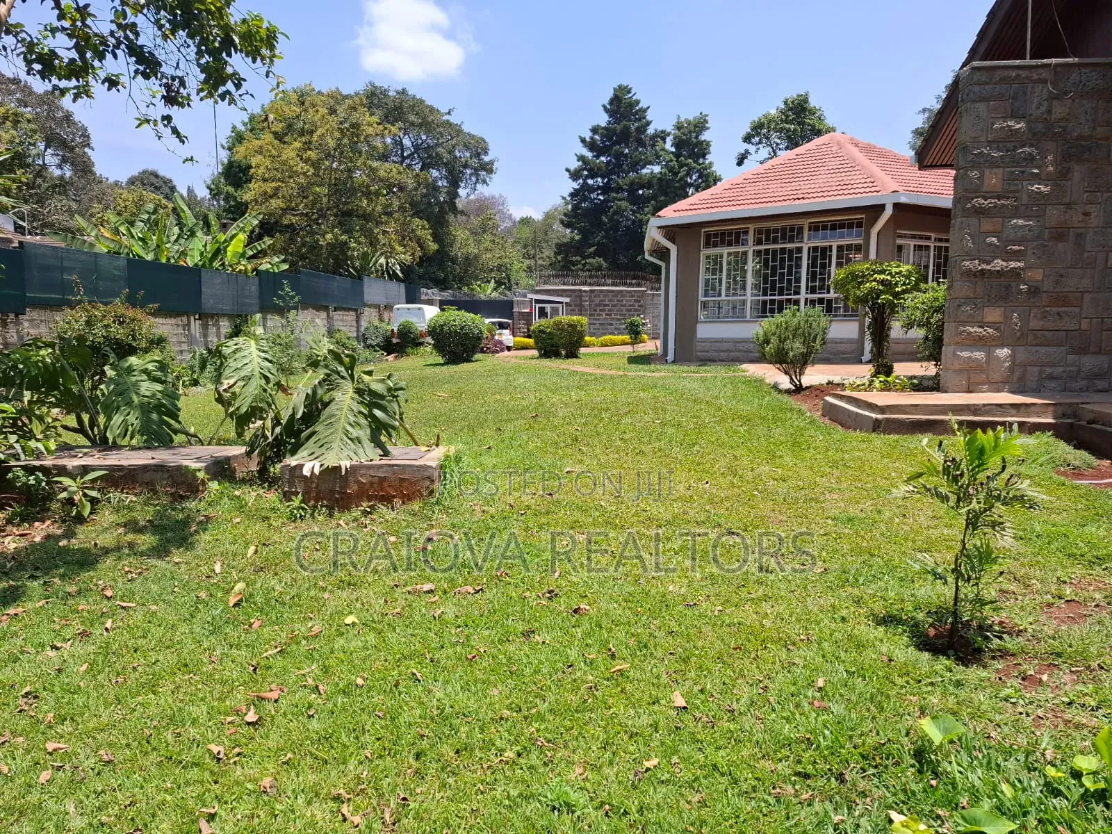 4bdrm Bungalow in Loresho for rent