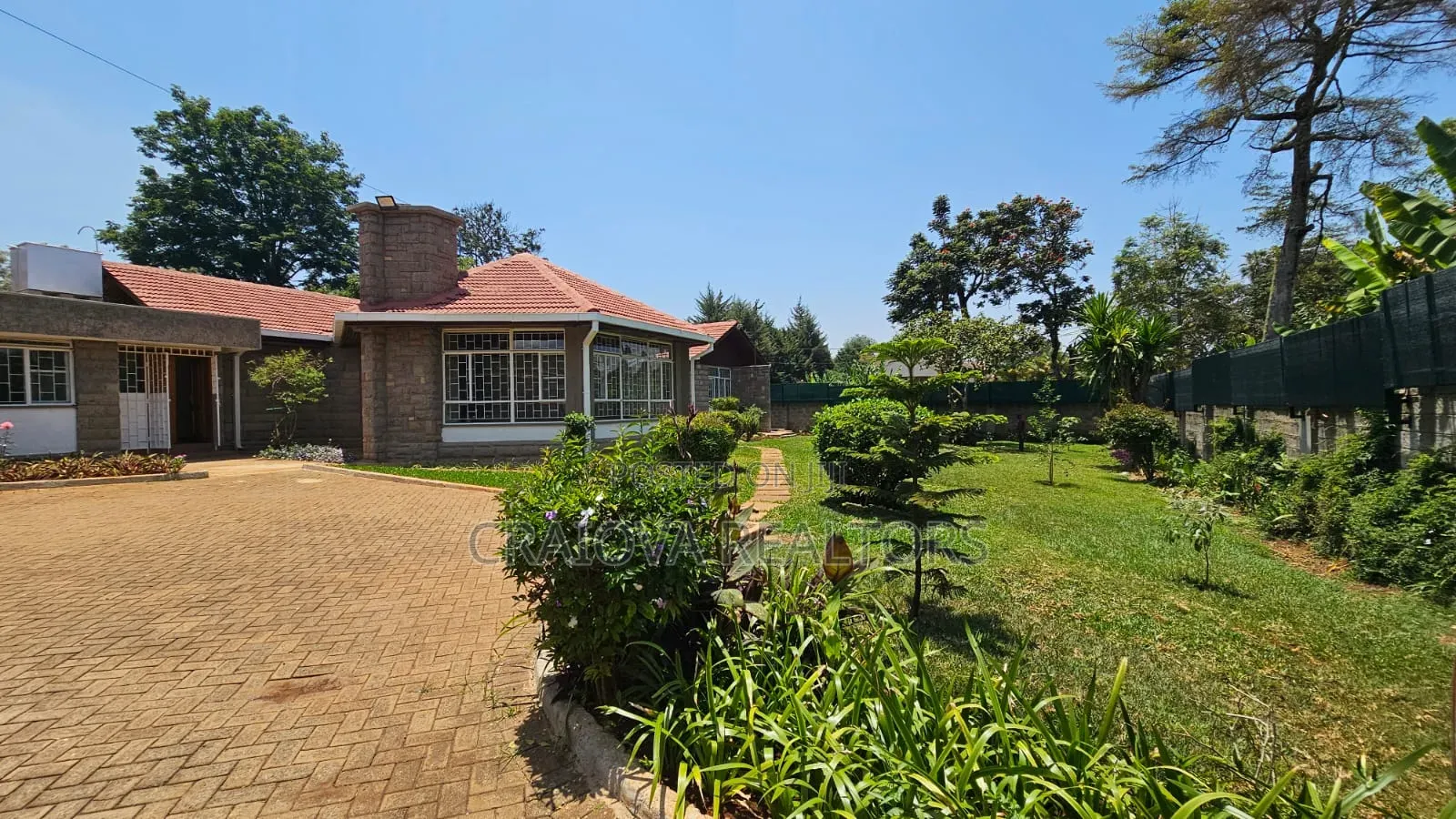 4bdrm Bungalow in Loresho for rent