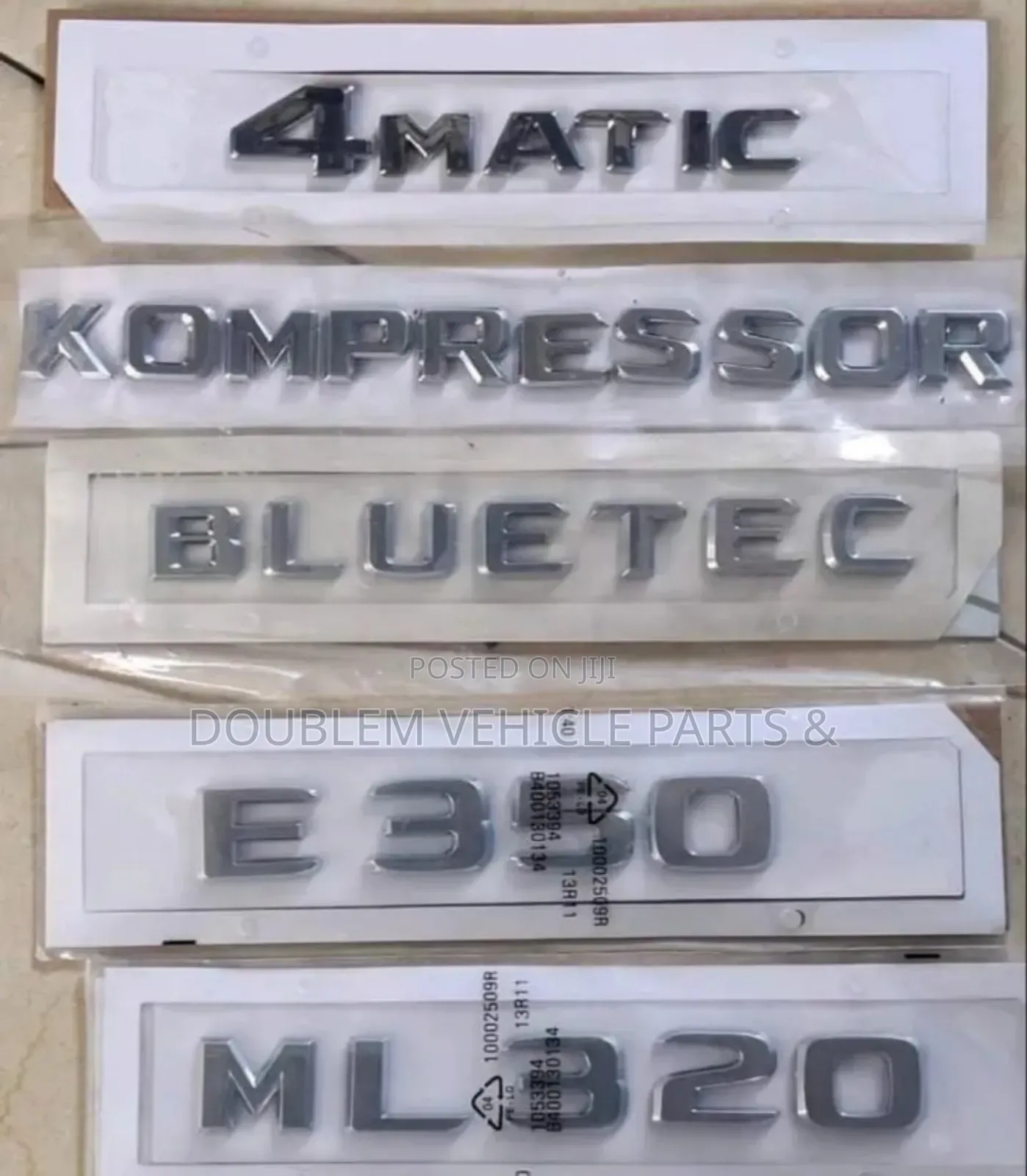 Emblem Crown Logo Hood Name 4matic Kompressor Bluetec E350 Ml320