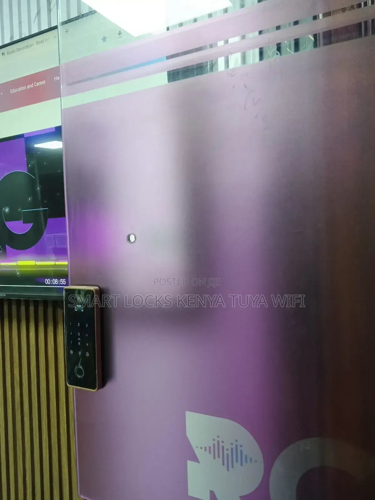 Intelligent Glass Door Lock