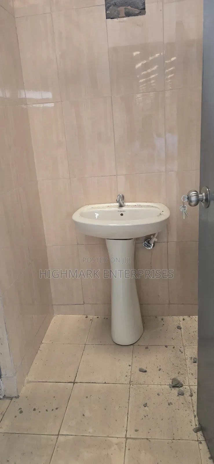 13200 Sq Feet Godown to Let : Imara Daima