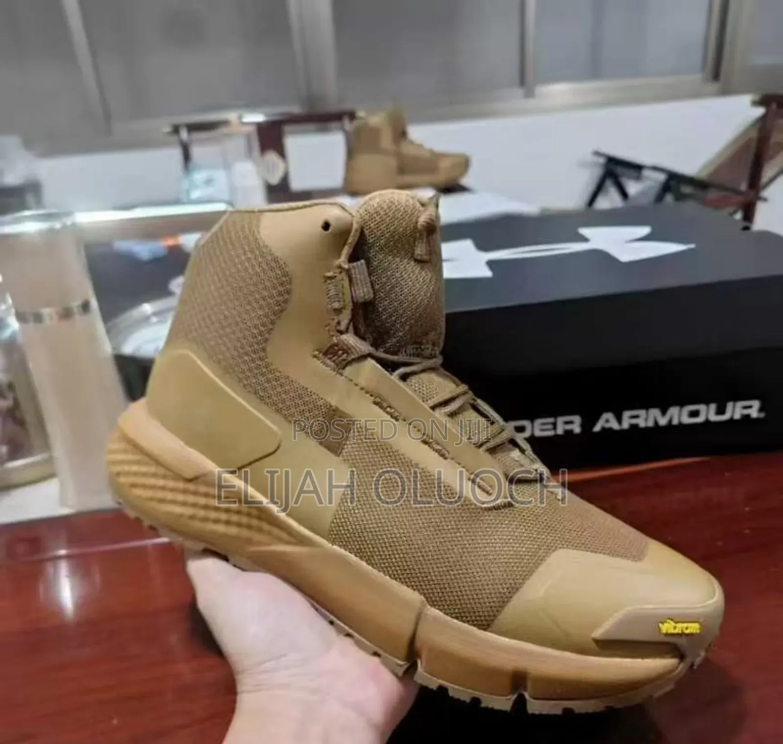Under Armour Sneakers[Hiking Boots]