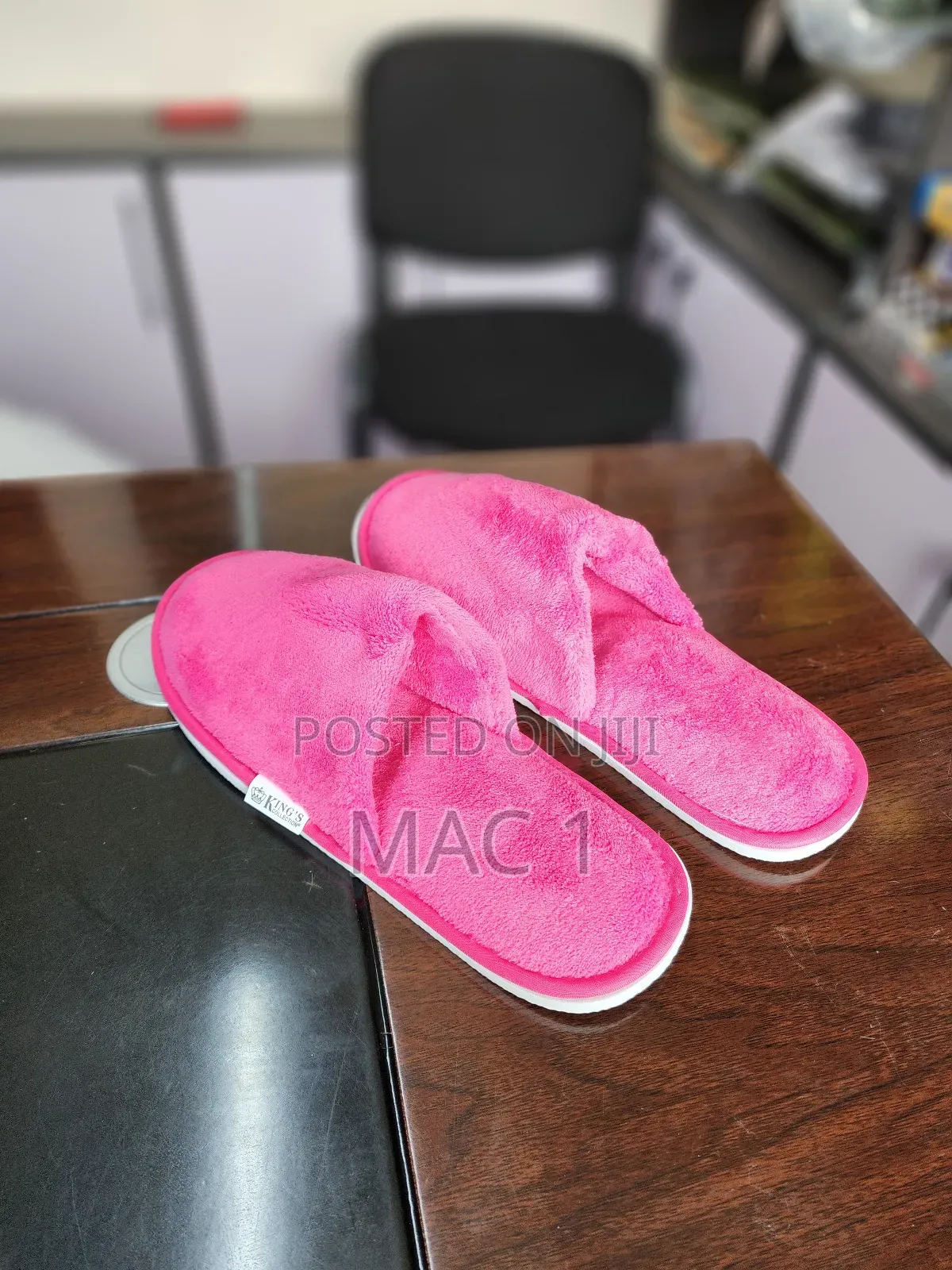 Pink Indoor Slippers Faux Soft Fur Warm Home Slippers