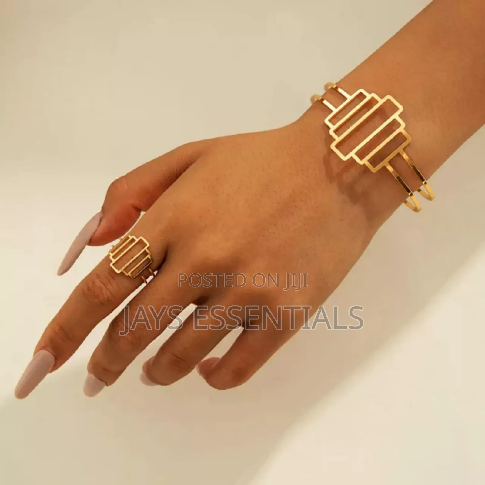 Elegant Bracelet and Ring Sets
