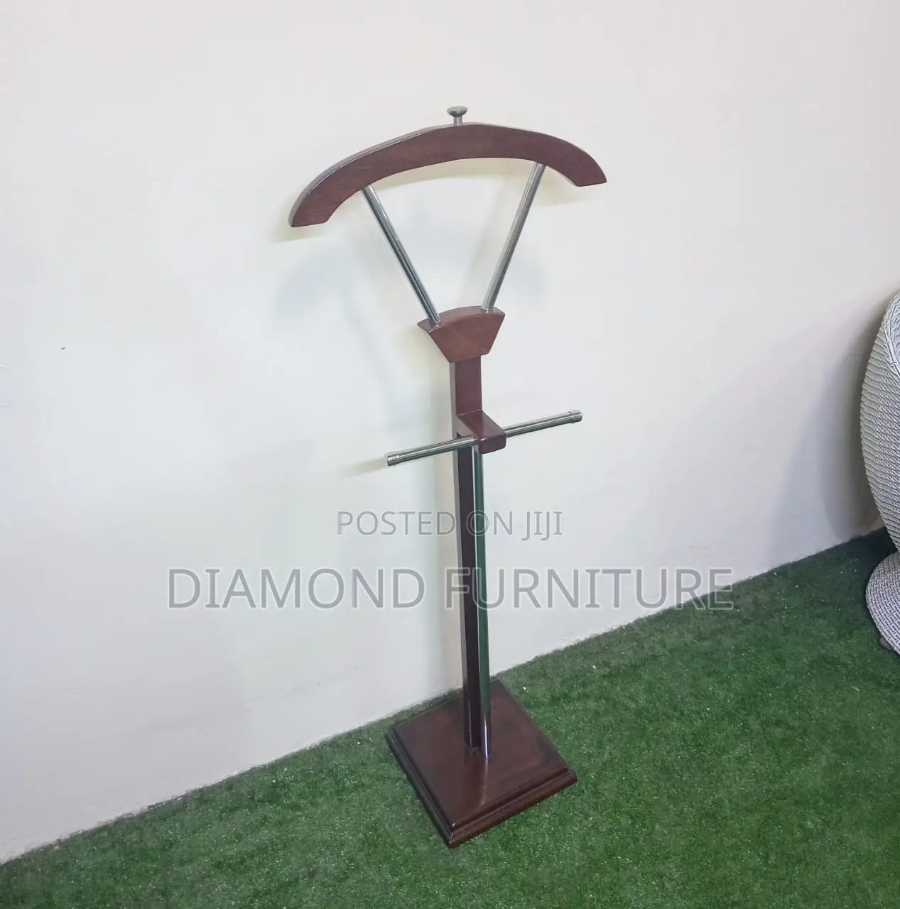 Office Furniture; Executive Coat Hanger for Office
