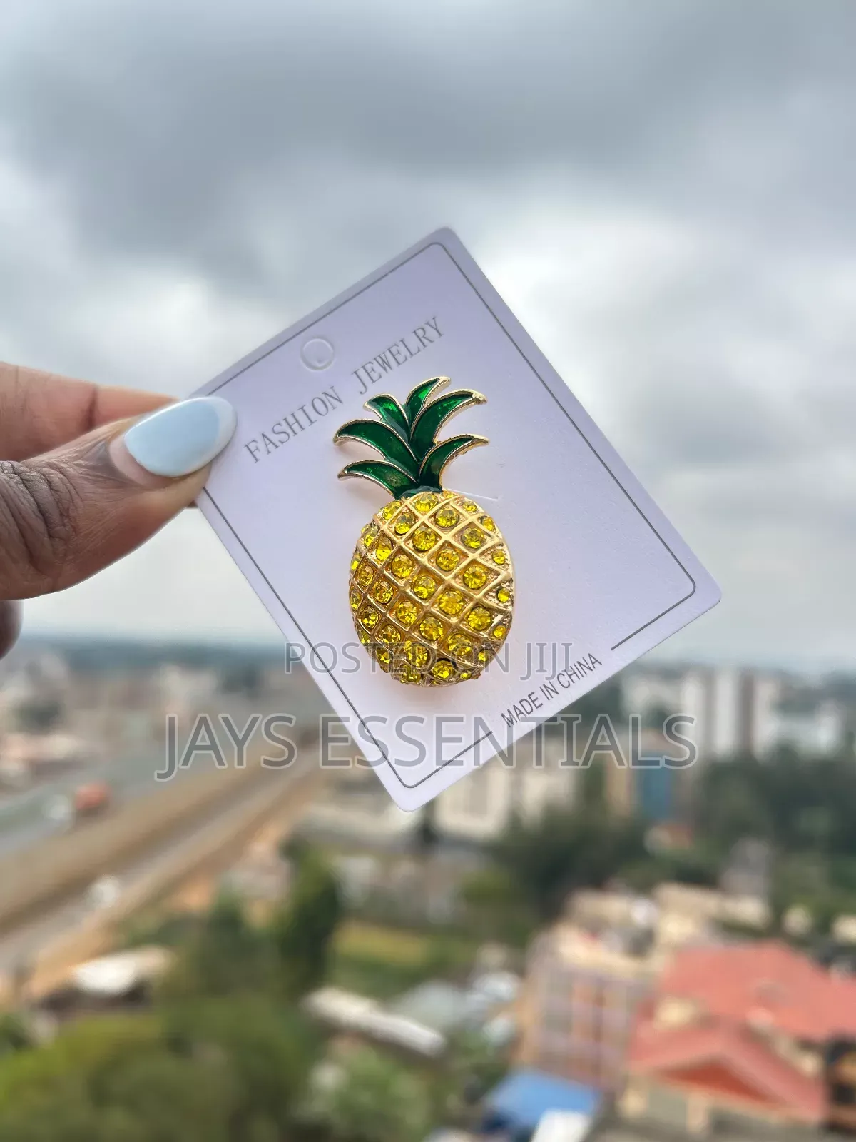 Elegant Fashion Brooches
