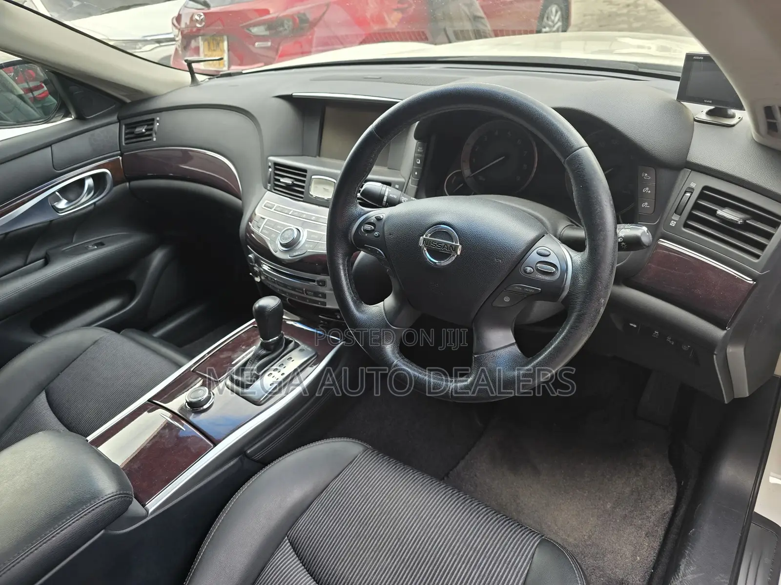 Nissan Cima 2018 White