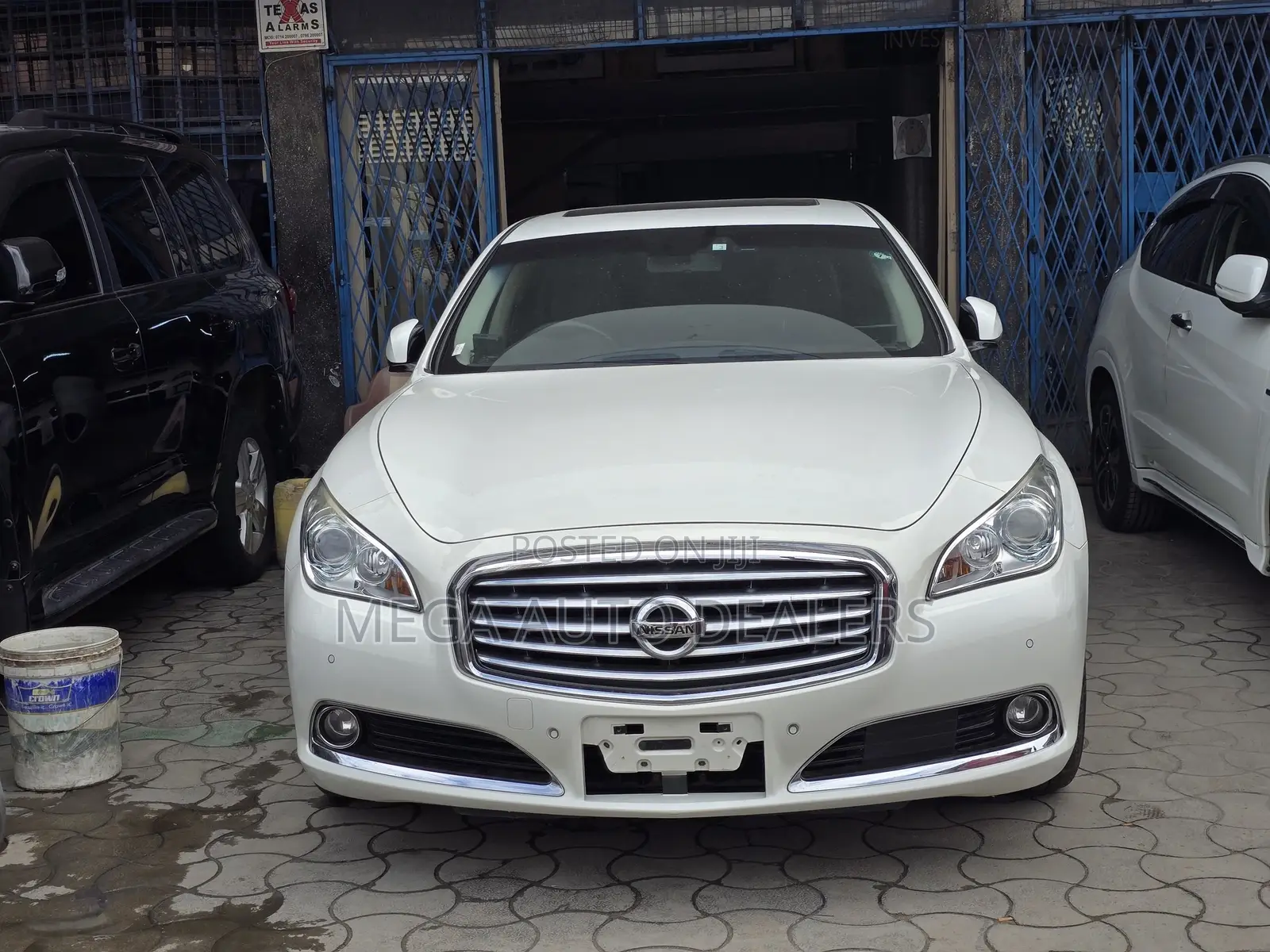 Nissan Cima 2018 White
