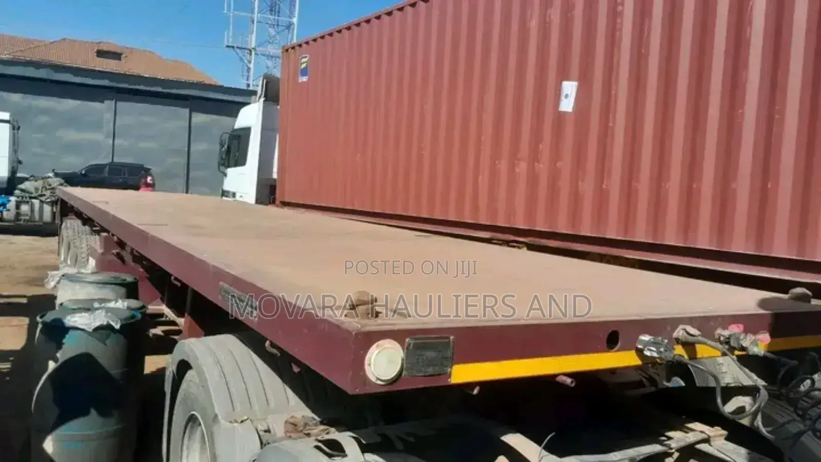 Boxbody, Flatbed Trailers Accessible for Jobs