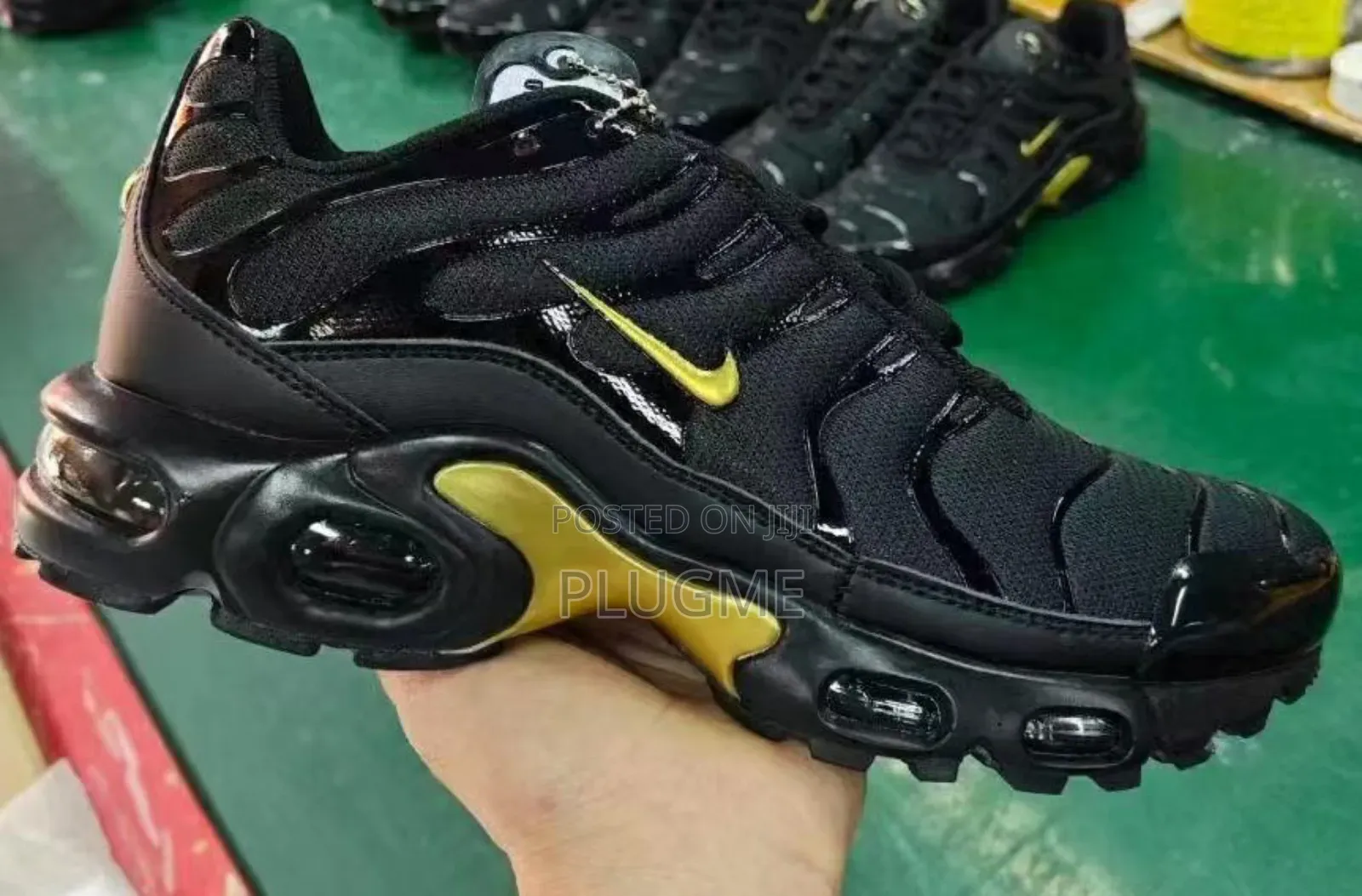 Nike Thermo Active Tn Sneakers