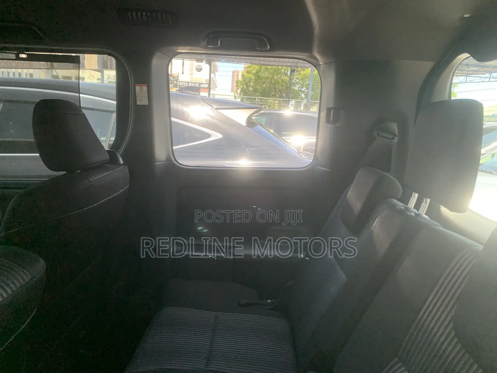 Toyota Noah 1.8 FWD Hybrid (7 seater) 2018 Pearl