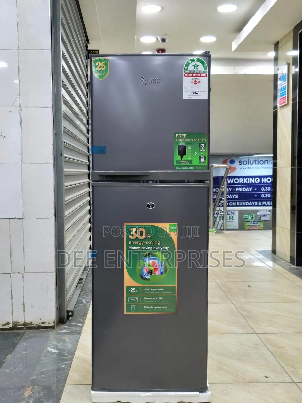Syinix Double Door 138l 
Refrigerator.