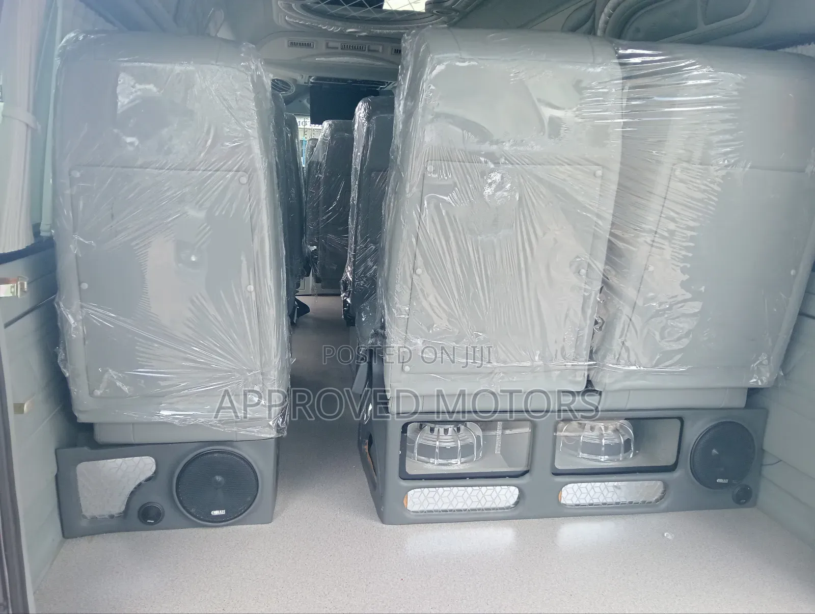 Toyota HiAce 2019 Silver
