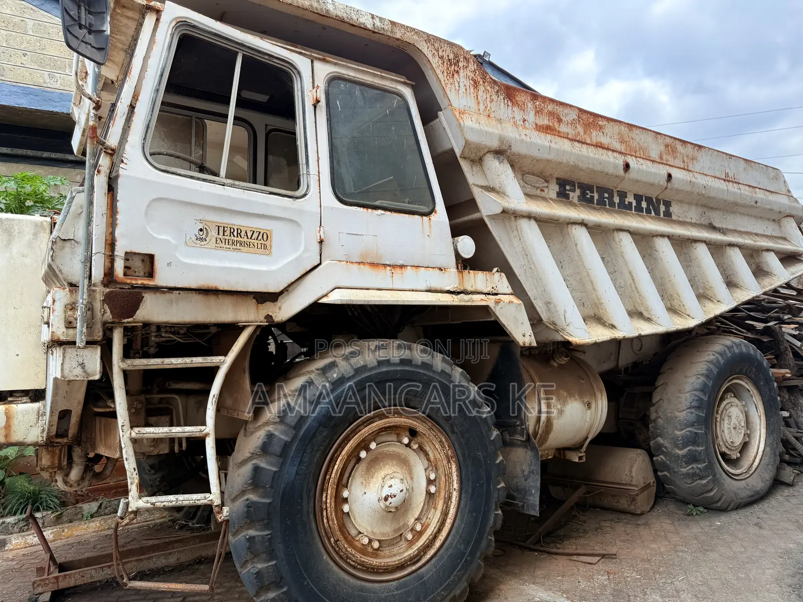 Perlini 80 Tonne Mining Truck