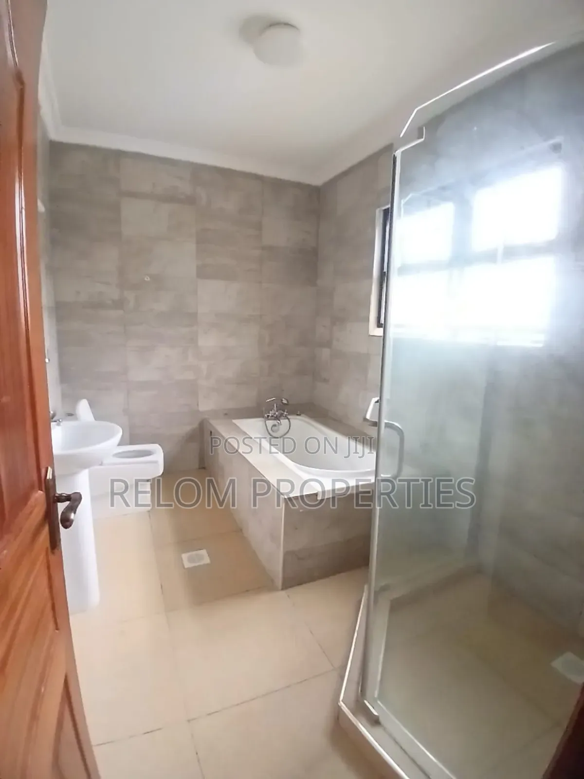 3bdrm Maisonette in Karen for rent