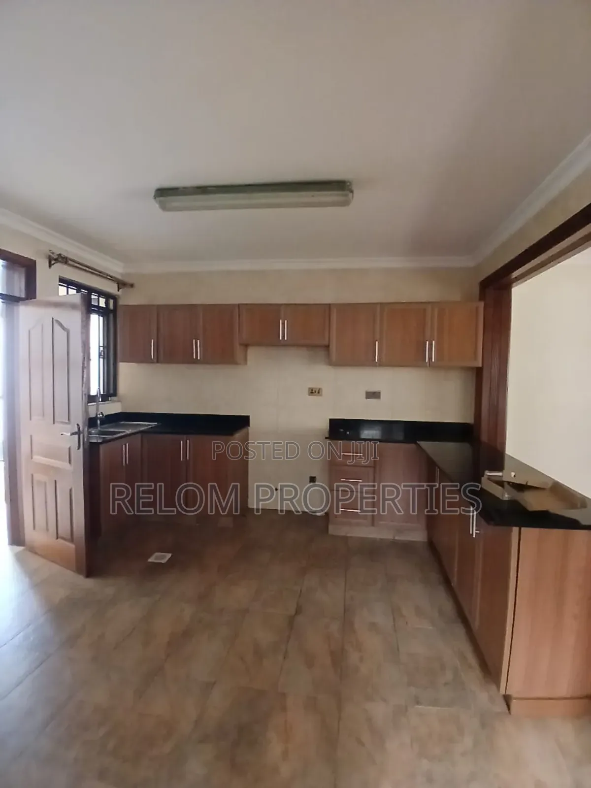 3bdrm Maisonette in Karen for rent