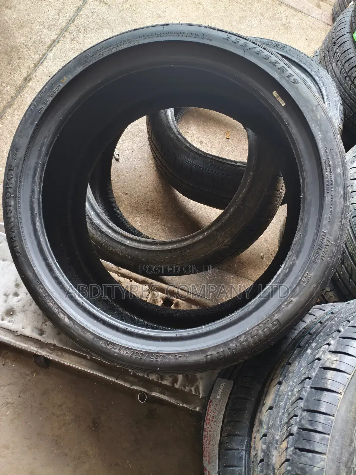 255/35r19 Goddard Tires
