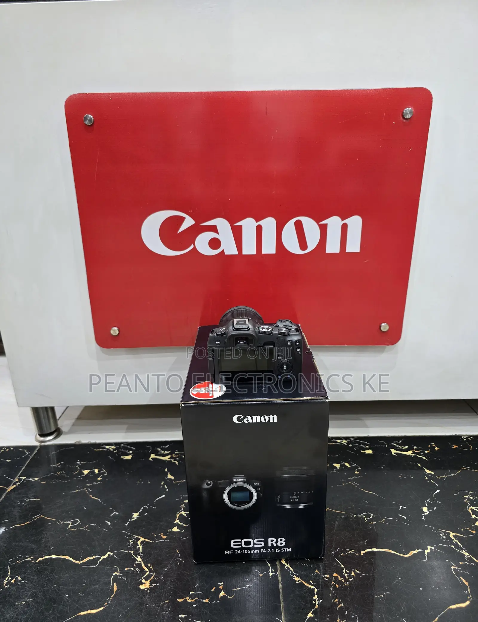Canon Eos R8 Mirrorless Camera + Rf 24-105mm F4-7.1 Is STM Lens
