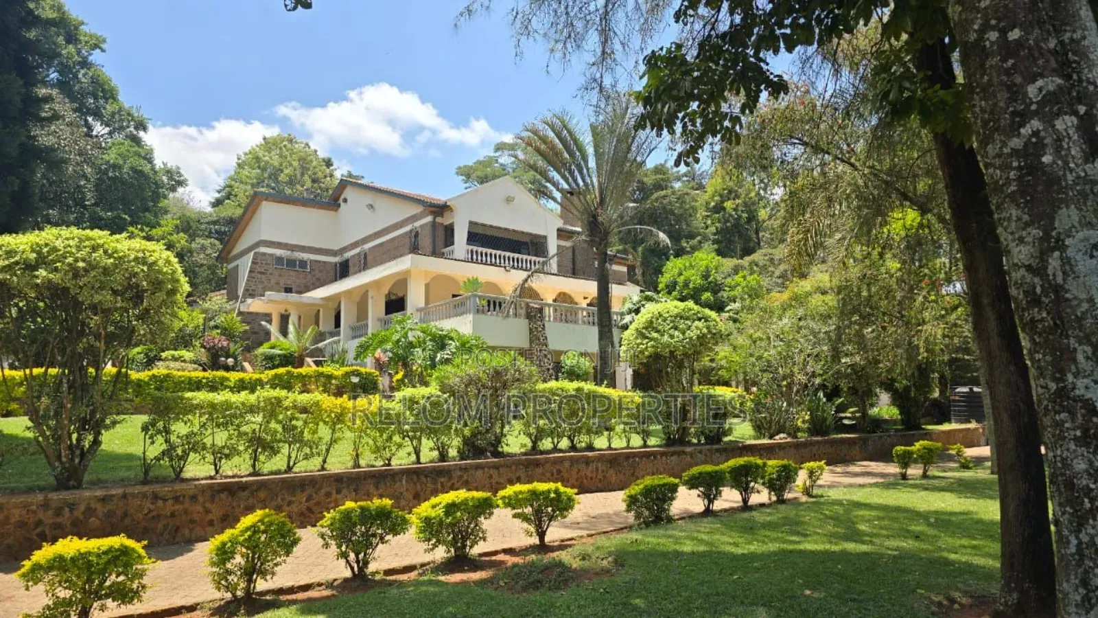 7bdrm Maisonette in Karen for rent