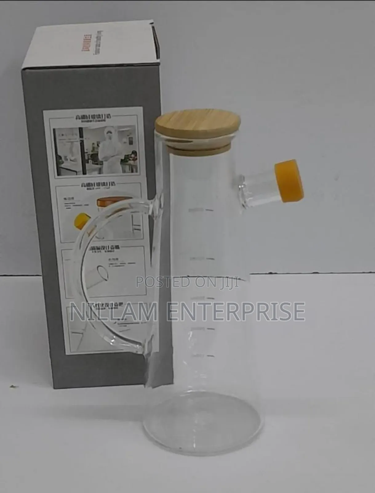 Glass Oil Jar With Bamboo Lid 580ml