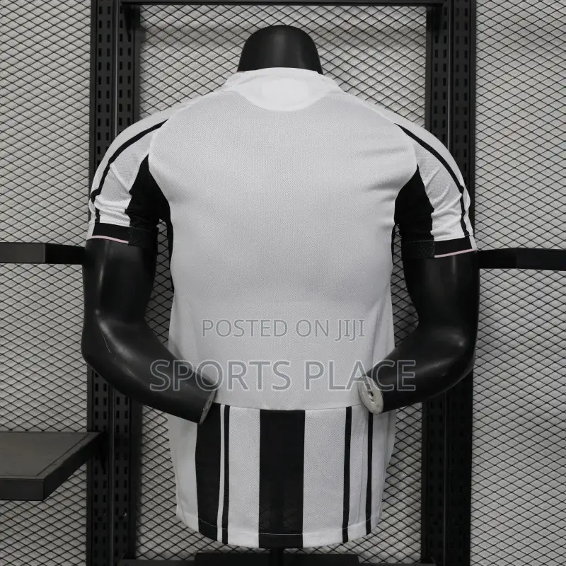 Juventus Home 25/26 Jersey Player Version