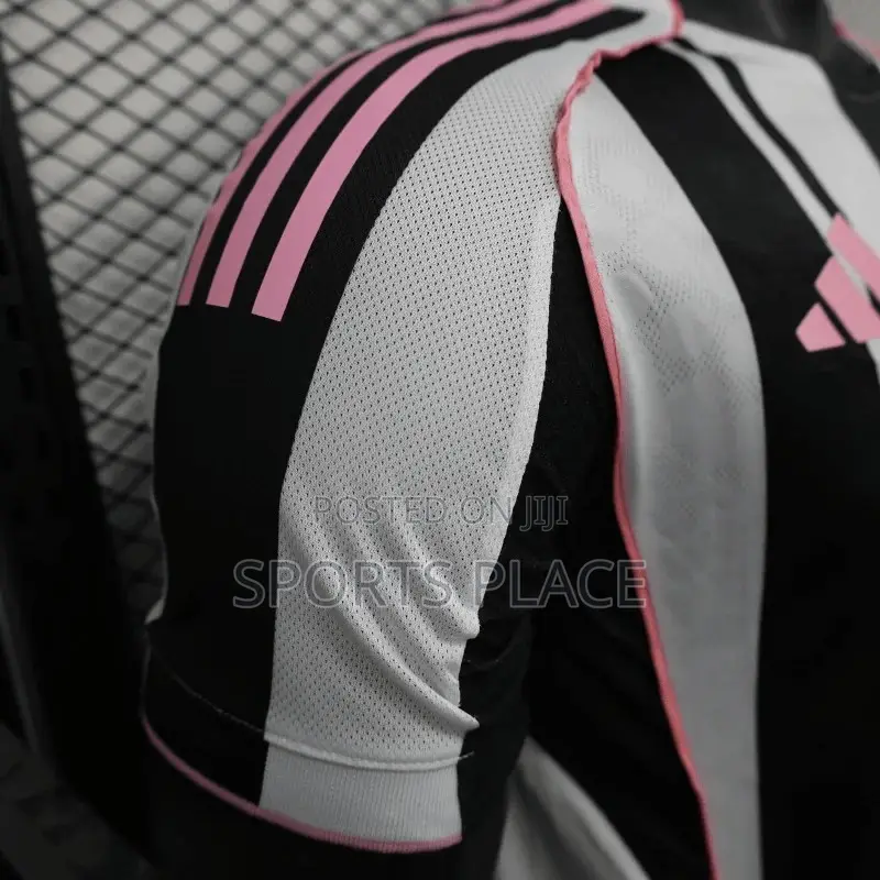 Juventus Home 25/26 Jersey Player Version