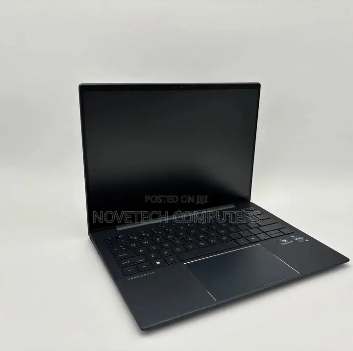Laptop HP Dragonfly G3 16GB Intel Core I7 SSD 512GB