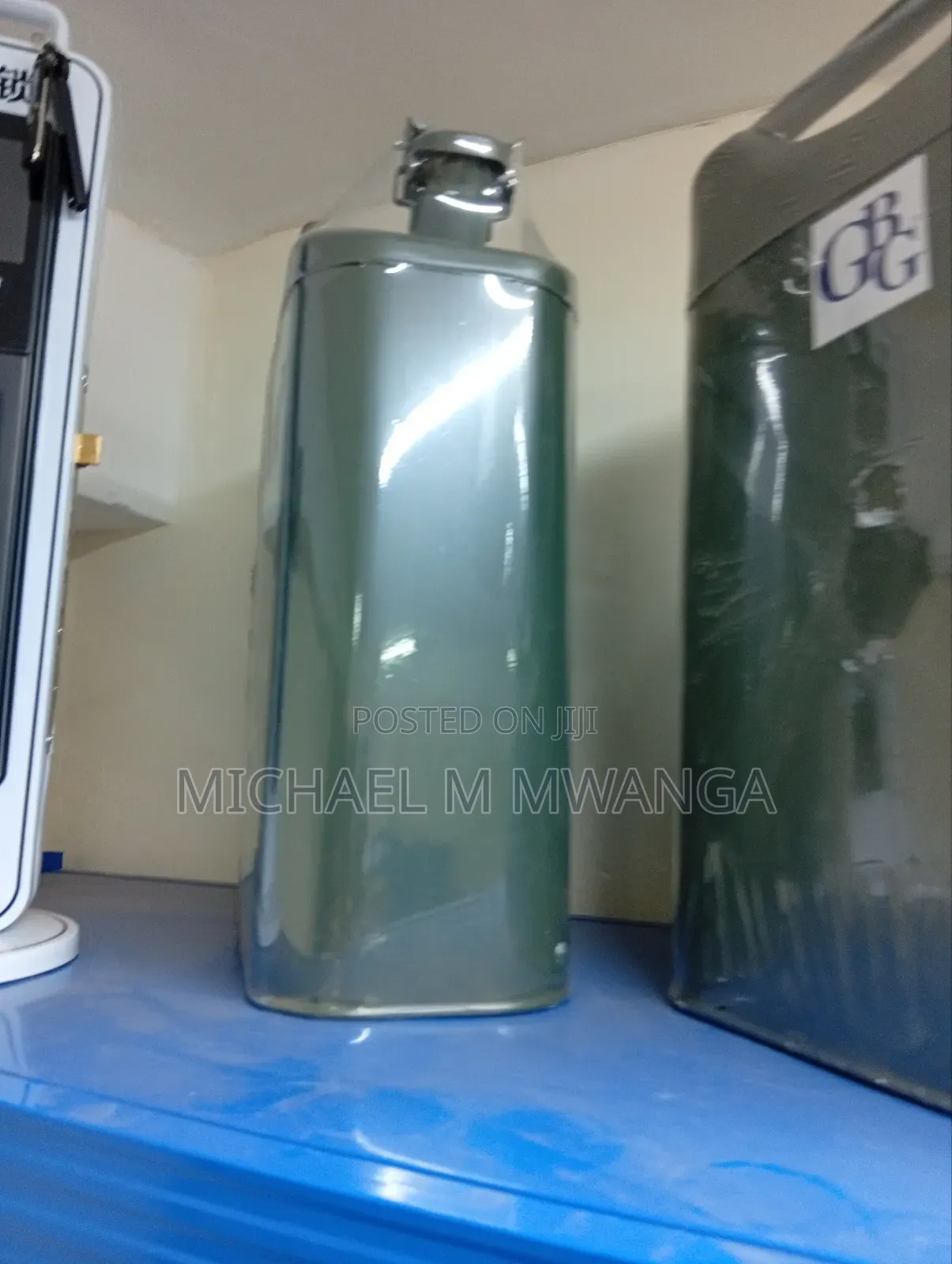 Heavy Gauge Steel Fuel Can 20l