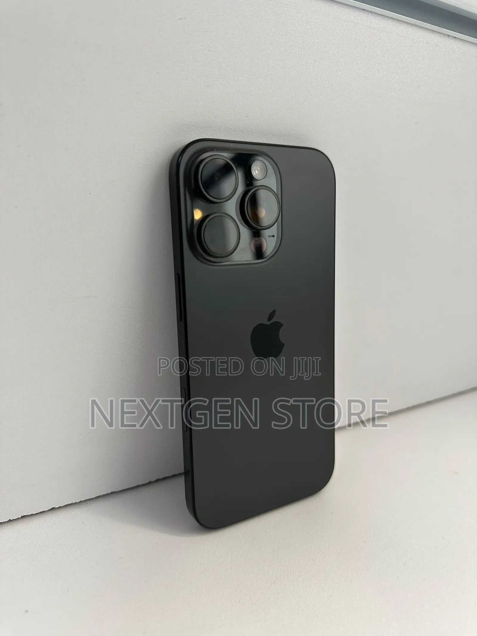 Apple iPhone 16 Pro 128 GB Black