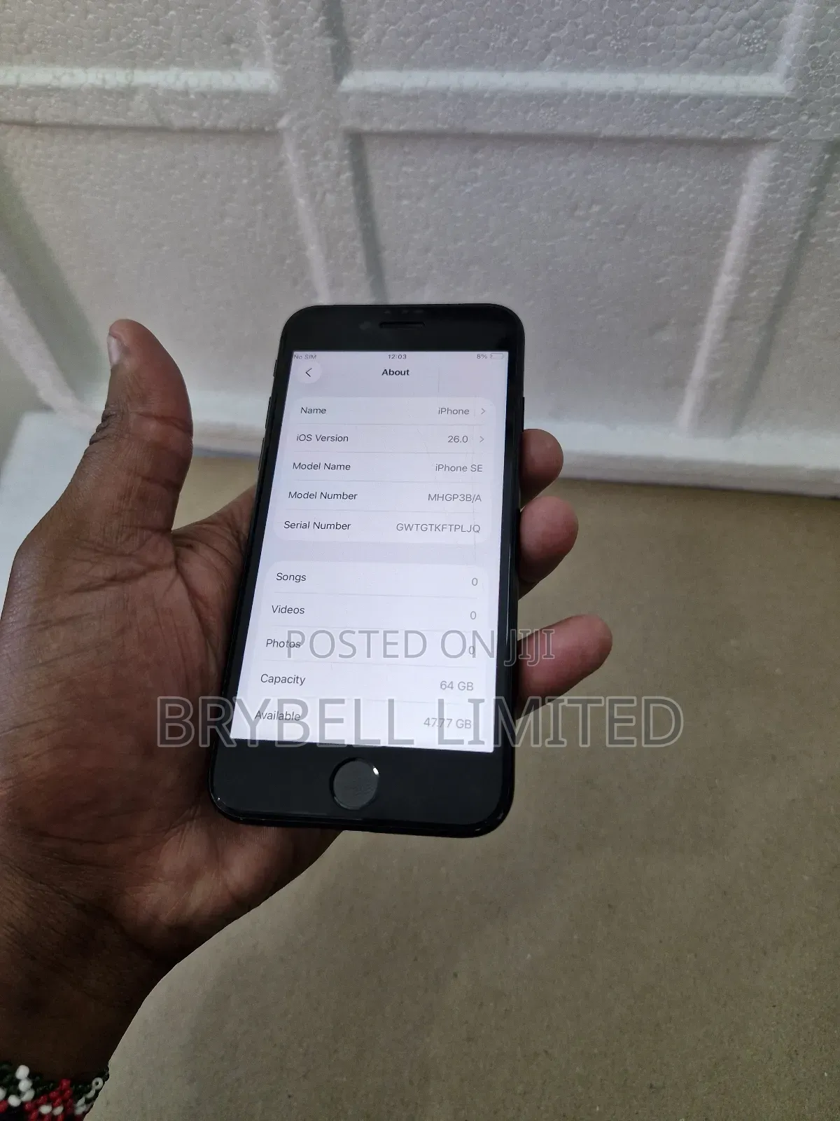 Apple iPhone SE 64 GB Black