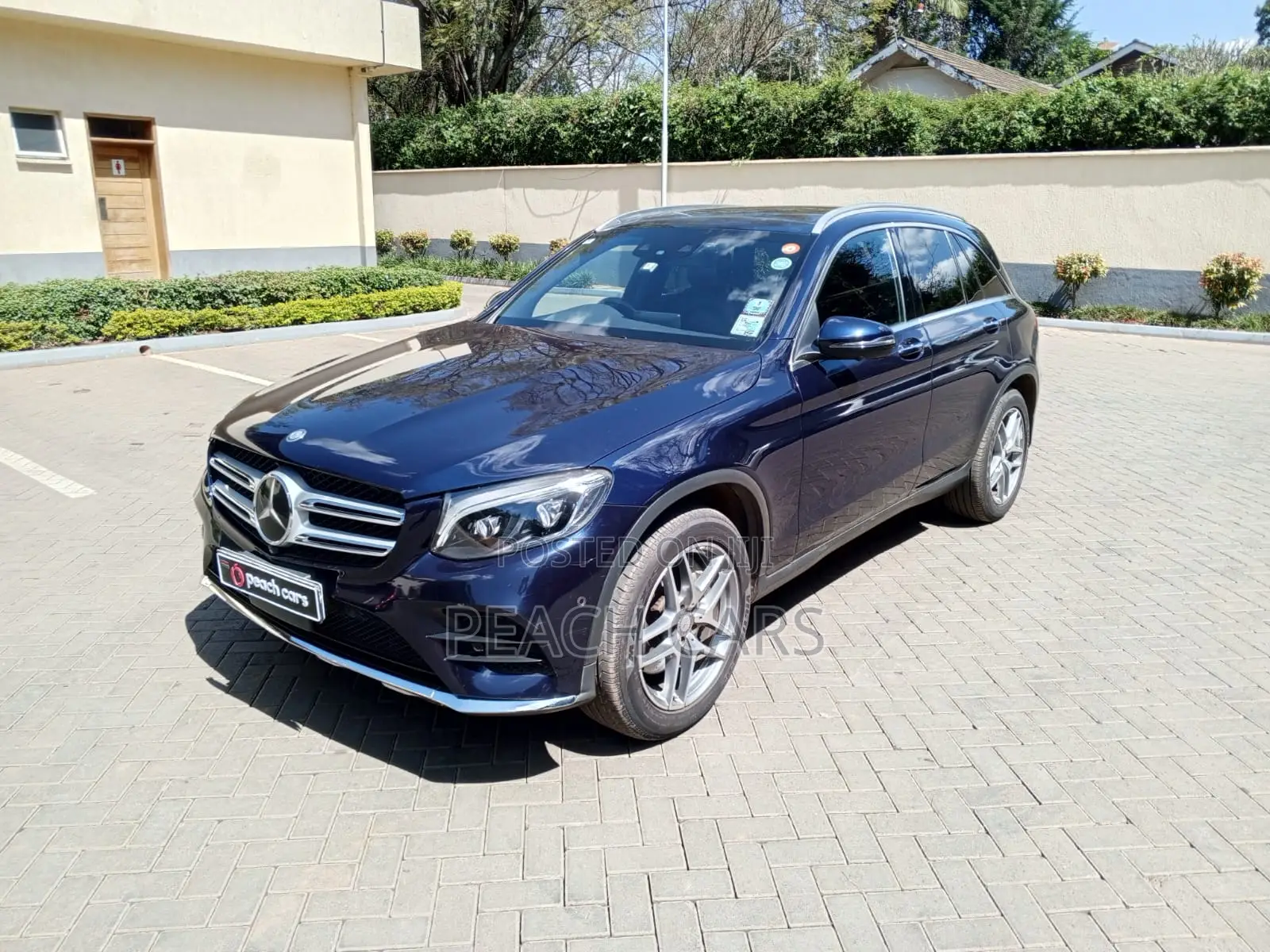 Mercedes-Benz GLC-Class 2016 Blue
