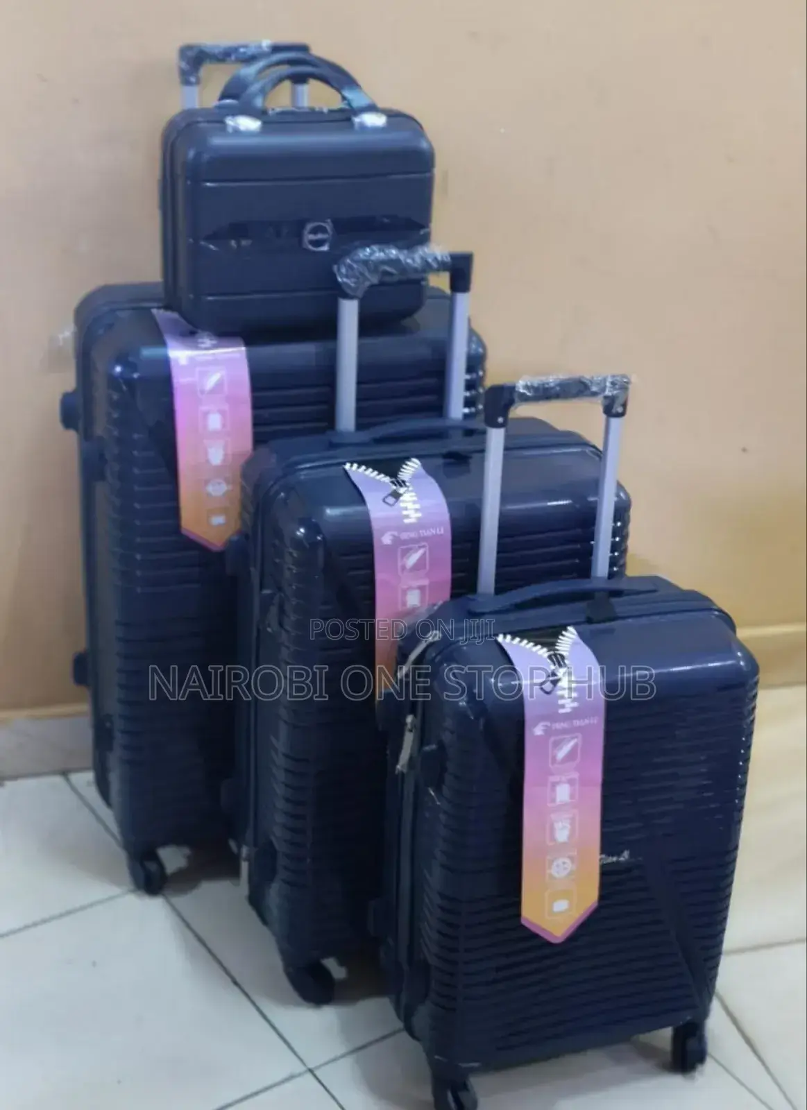 Luxurious 4 in 1 Unbreakable Suitcases